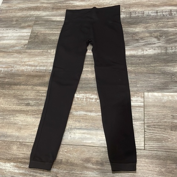 SPANX Look At Me Now Leggings Very Black Color size small - Picture 4 of 6
